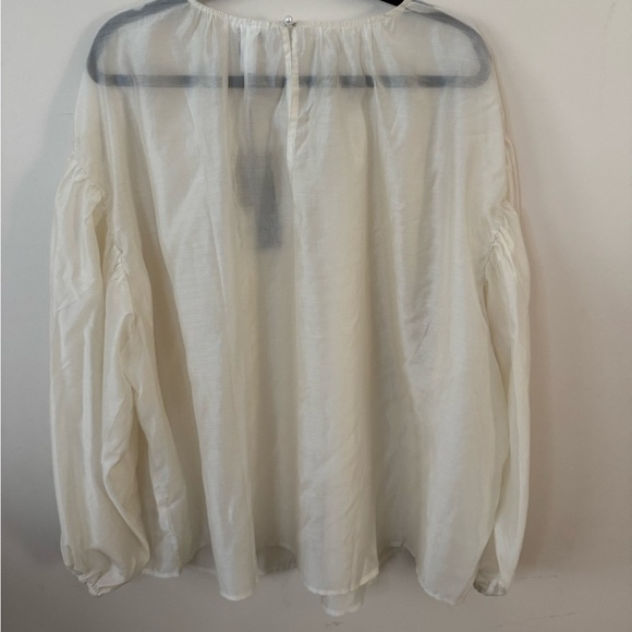 Future Collective Sheer Balloon Long Sleeve Blouse NWT Size 3X Cream Color - Picture 2 of 7